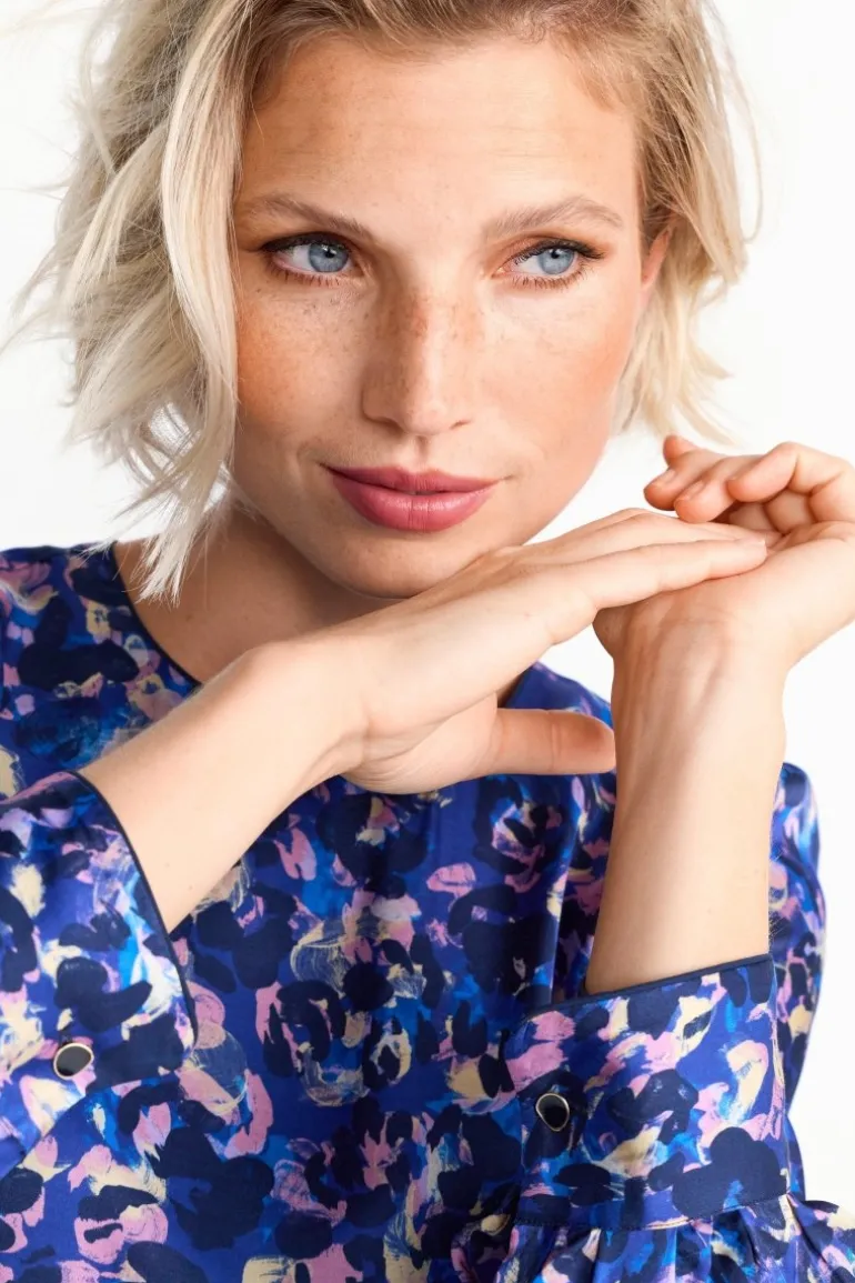 Blaues Midikleid Mit Leo-Print