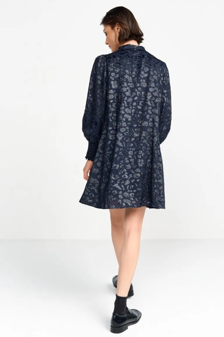 Minikleid Mit Schleifenkragen
