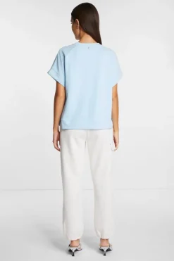 Peach-Shirt